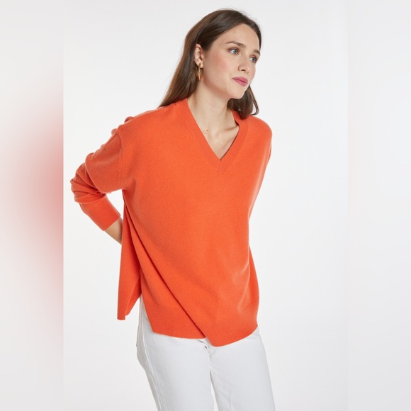 Enzo Mantovani Women's V-Neck Orange Sweater - Picture 2 of 8